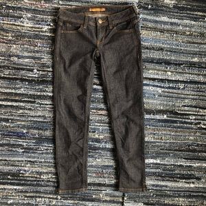 2Bw/U Dark Wash Retro Capri